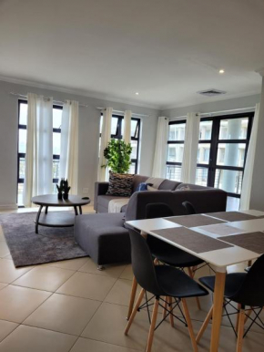 Accommodation Front - Lavish 6 Sleeper Penthouse with Stunning Views